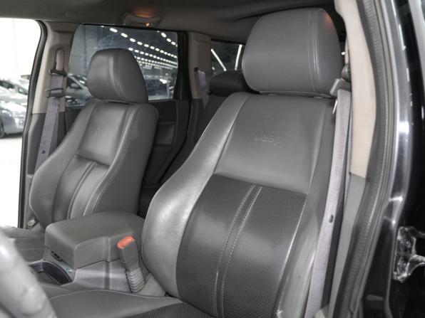 Jeep Grand Cherokee III (WK) с пробегом 2006 года, цена 1 110 000 рублей, 190000 км, внедорожник, Автокод Объявления
