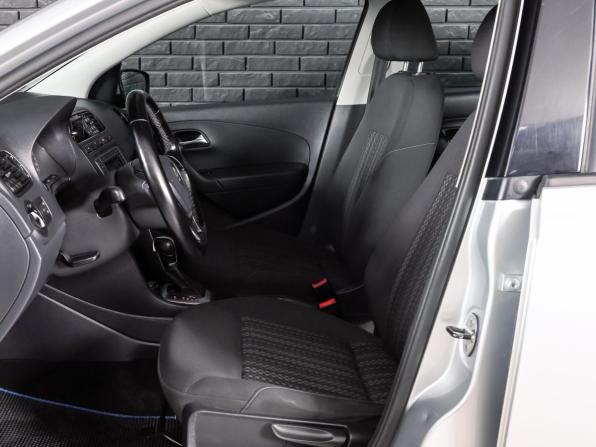 Volkswagen Polo V Рестайлинг с пробегом 2017 года, цена 1 130 000 рублей, 174512 км, седан, Автокод Объявления