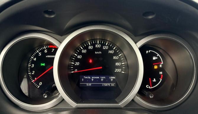 Suzuki Grand Vitara II Рестайлинг с пробегом 2011 года, цена 1 050 000 рублей, 172863 км, внедорожник, Автокод Объявления