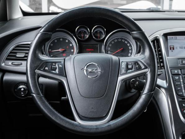 Opel Astra J с пробегом 2010 года, цена 798 700 рублей, 133340 км, хэтчбек, Автокод Объявления
