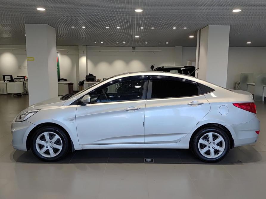 Hyundai Solaris I Казань  - изображение 10