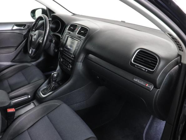Volkswagen Golf VI с пробегом 2011 года, цена 797 000 рублей, 182791 км, хэтчбек, Автокод Объявления