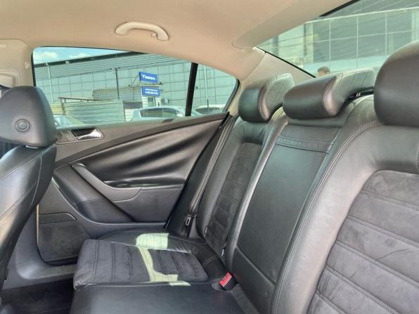 Volkswagen Passat B6 с пробегом 2007 года, цена 800 000 рублей, 267000 км, седан, Автокод Объявления