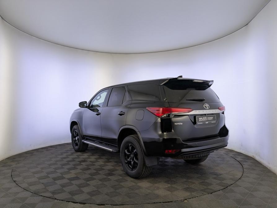 Toyota Fortuner II Москва  - изображение 7