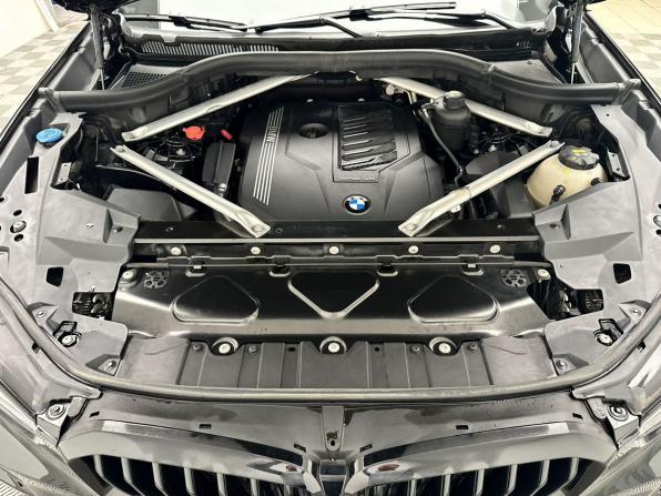 BMW X5 IV (G05/G18) с пробегом 2021 года, цена 8 300 000 рублей, 62731 км, внедорожник, Автокод Объявления