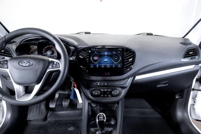 Lada (ВАЗ) Vesta I с пробегом 2019 года, цена 839 000 рублей, 111350 км, седан, Автокод Объявления