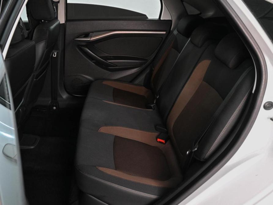 Lada (ВАЗ) Vesta I Ростов-на-Дону  - изображение 9