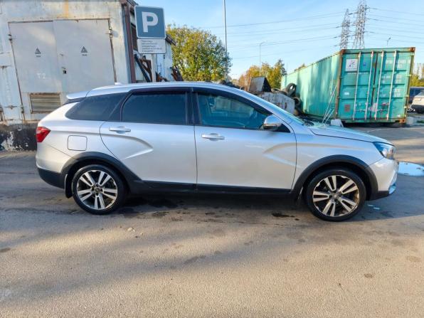 Lada (ВАЗ) Vesta I с пробегом 2018 года, цена 879 000 рублей, 60000 км, универсал, Автокод Объявления