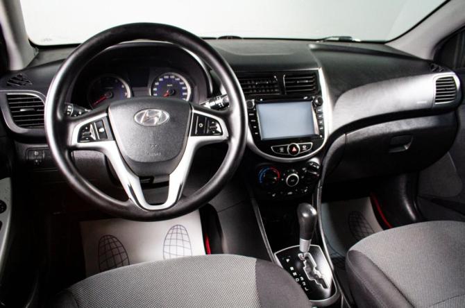 Hyundai Solaris I с пробегом 2012 года, цена 749 000 рублей, 199047 км, седан, Автокод Объявления