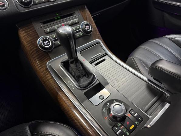 Land Rover Range Rover Sport I Рестайлинг с пробегом 2011 года, цена 1 395 000 рублей, 300653 км, внедорожник, Автокод Объявления