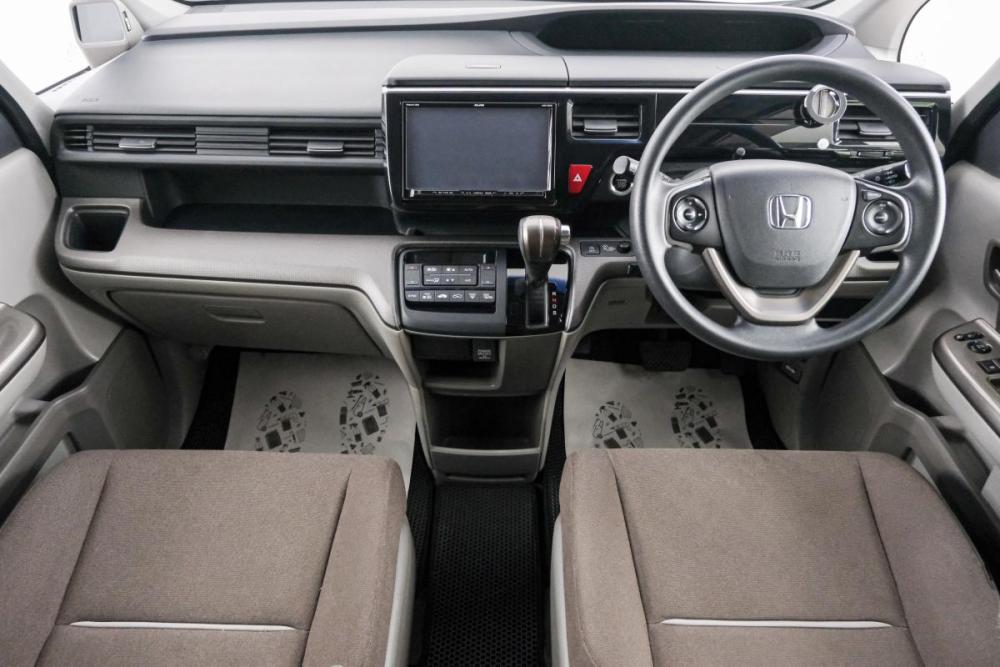 Honda Stepwgn V Красноярск  - изображение 10