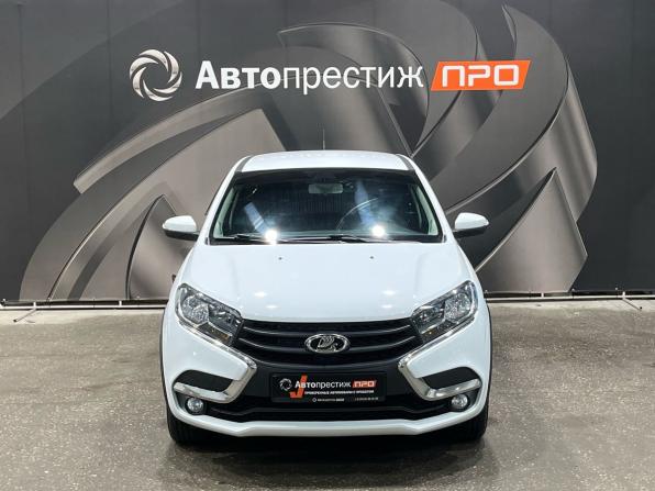 Lada (ВАЗ) XRAY I с пробегом 2017 года, цена 799 000 рублей, 132214 км, хэтчбек, Автокод Объявления