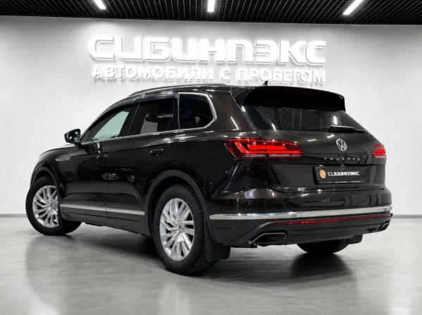 Volkswagen Touareg III с пробегом 2019 года, цена 4 380 000 рублей, 127156 км, внедорожник, Автокод Объявления