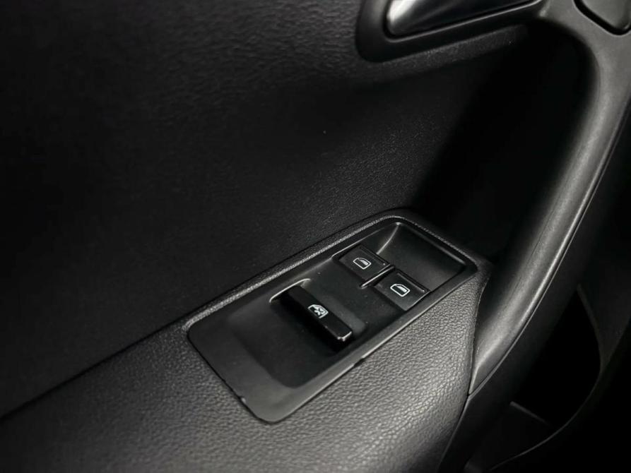 Volkswagen Polo V Рестайлинг Псков  - изображение 17