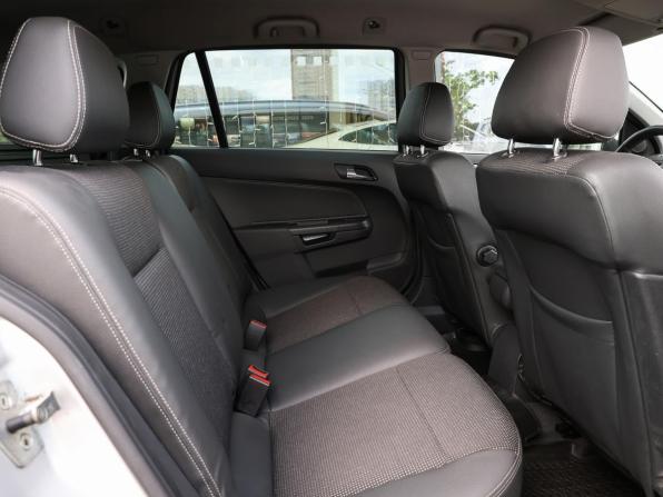 Opel Astra H Рестайлинг с пробегом 2013 года, цена 779 000 рублей, 197741 км, универсал, Автокод Объявления