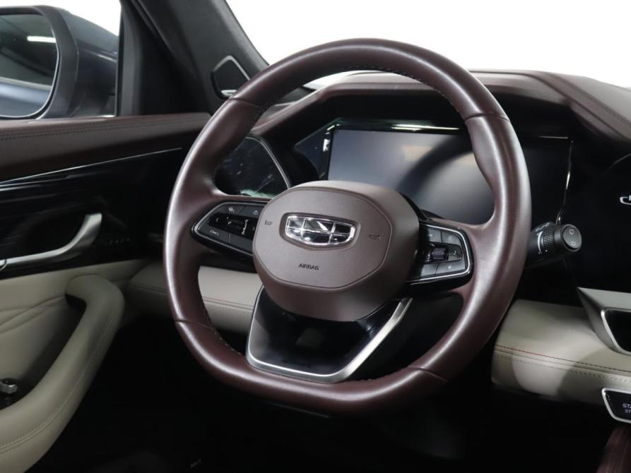 Geely Monjaro I Москва  - изображение 16