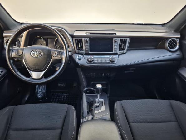 Toyota RAV4 IV (XA40) Рестайлинг с пробегом 2019 года, цена 2 400 000 рублей, 155000 км, внедорожник, Автокод Объявления