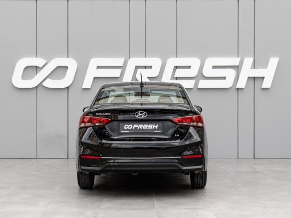 Hyundai Solaris II с пробегом 2017 года, цена 1 395 030 рублей, 97880 км, седан, Автокод Объявления