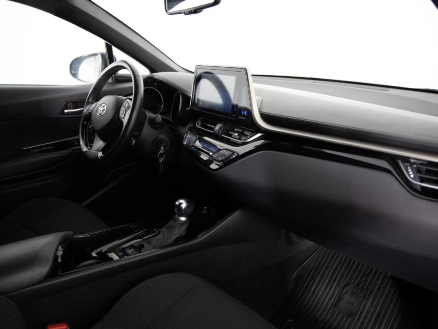 Toyota C-HR I Санкт-Петербург  - изображение 11