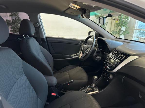 Hyundai Solaris I с пробегом 2011 года, цена 849 000 рублей, 159000 км, седан, Автокод Объявления