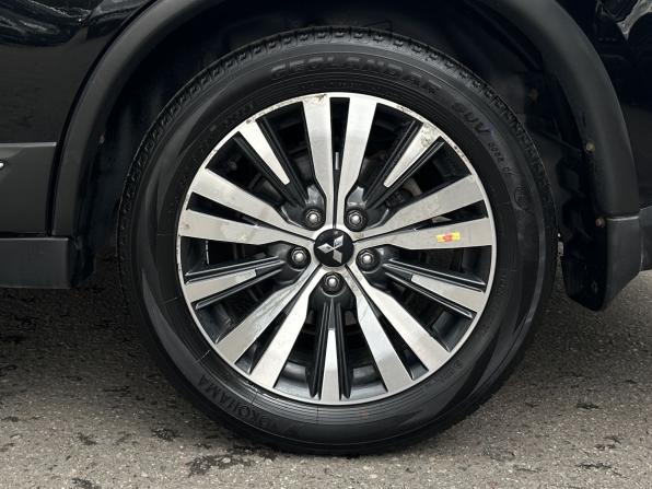 Mitsubishi Outlander III Рестайлинг 3 с пробегом 2021 года, цена 1 950 000 рублей, 130000 км, внедорожник, Автокод Объявления