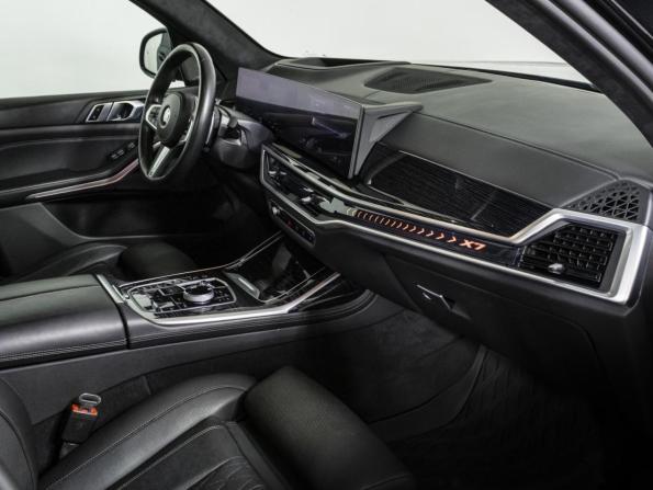 BMW X7 I (G07) Рестайлинг с пробегом 2023 года, цена 13 310 714 рублей, 25335 км, внедорожник, Автокод Объявления