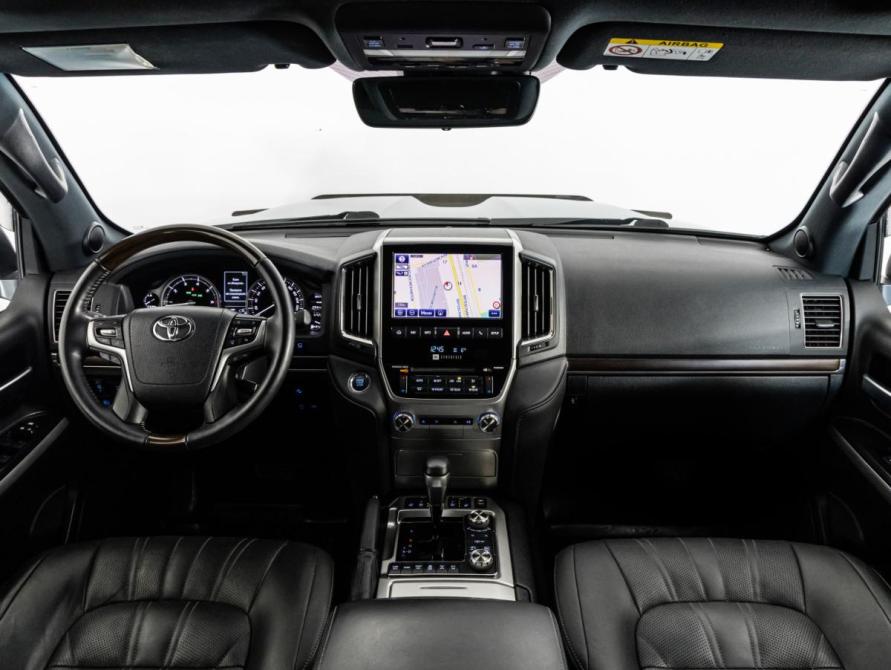 Toyota Land Cruiser 200 Series Рестайлинг 2 Санкт-Петербург  - изображение 12