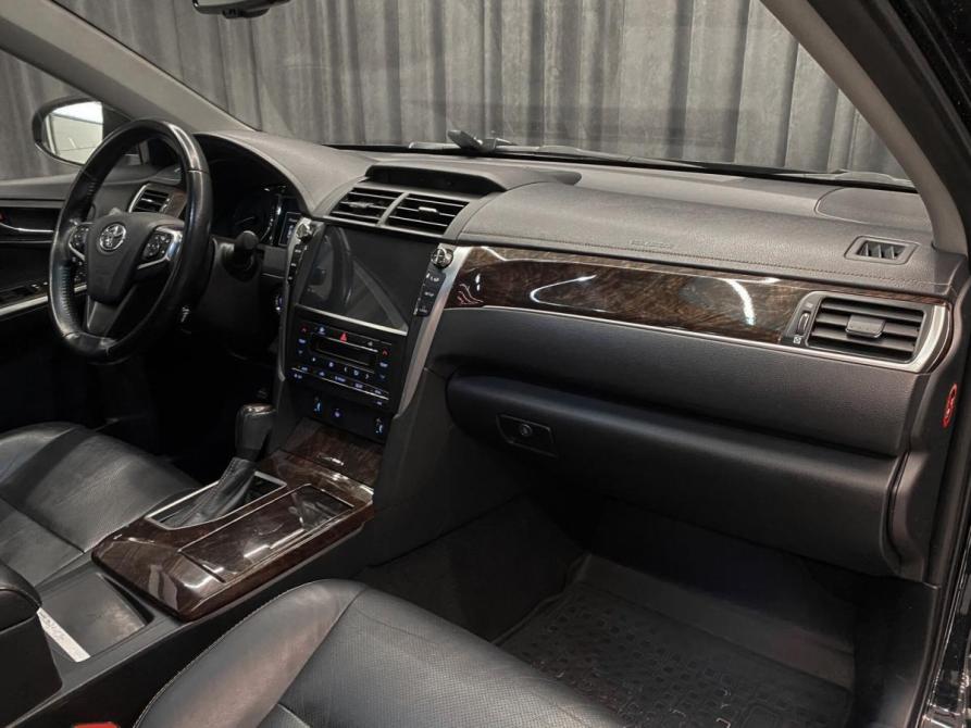 Toyota Camry VII (XV50) Рестайлинг 2 Красноярск  - изображение 12