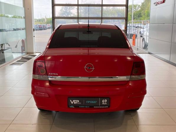 Opel Astra H Рестайлинг с пробегом 2011 года, цена 775 000 рублей, 209969 км, седан, Автокод Объявления