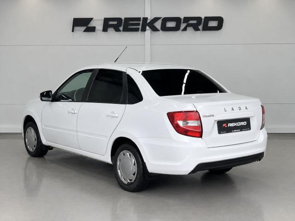 Lada (ВАЗ) Granta I Рестайлинг с пробегом 2022 года, цена 579 000 рублей, 49695 км, седан, Автокод Объявления