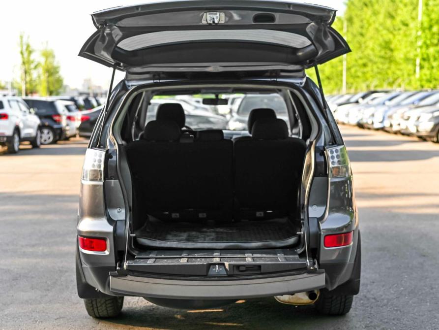 Mitsubishi Outlander II Рестайлинг Санкт-Петербург  - изображение 13