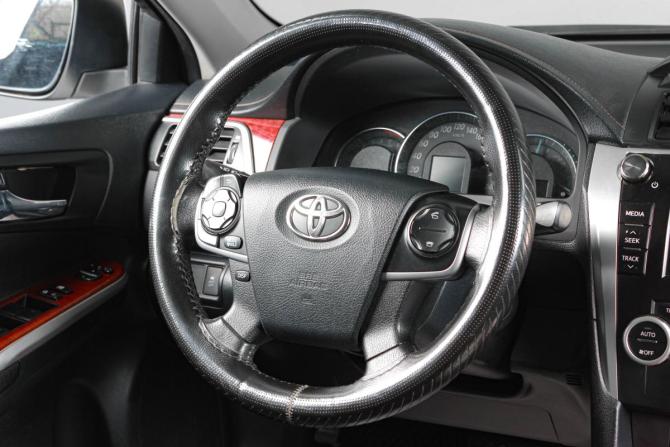 Toyota Camry VII (XV50) с пробегом 2014 года, цена 1 699 000 рублей, 175000 км, седан, Автокод Объявления