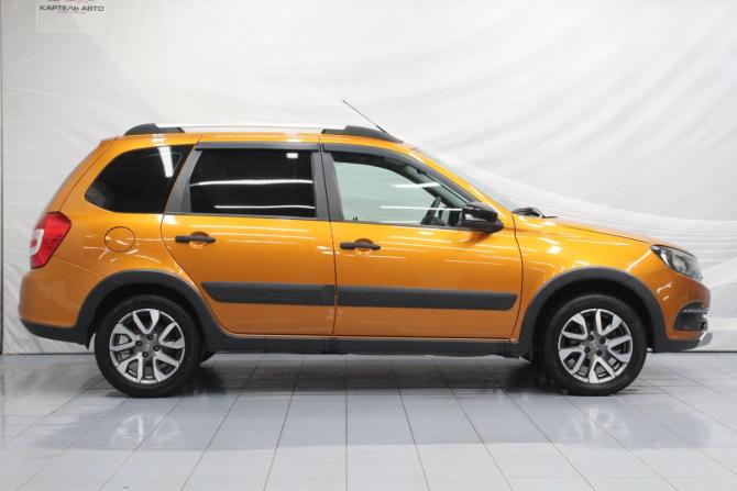 Lada (ВАЗ) Granta I Рестайлинг с пробегом 2019 года, цена 699 000 рублей, 116000 км, универсал, Автокод Объявления