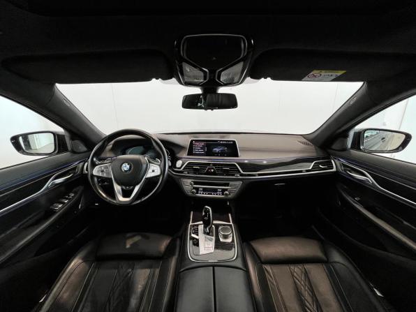 BMW 7 серии VI (G11/G12) Рестайлинг с пробегом 2020 года, цена 4 880 000 рублей, 186306 км, седан, Автокод Объявления