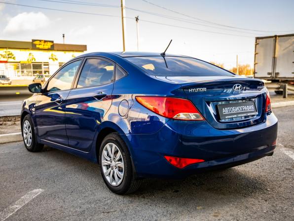 Hyundai Solaris I Рестайлинг с пробегом 2015 года, цена 1 445 000 рублей, 63155 км, седан, Автокод Объявления