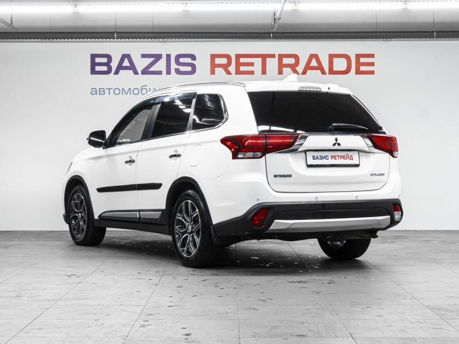 Mitsubishi Outlander III Рестайлинг 2 Тюмень  - изображение 8