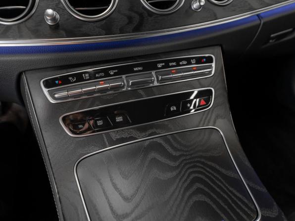 Mercedes-Benz E-Класс V (W213 S213 C238) Рестайлинг с пробегом 2020 года, цена 4 440 000 рублей, 76647 км, седан, Автокод Объявления
