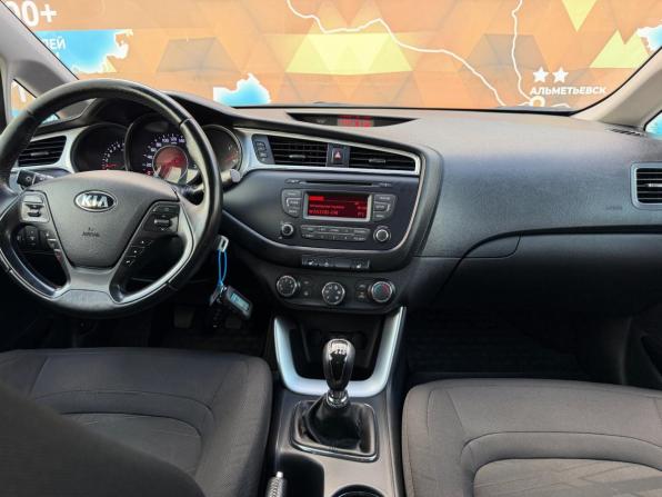 Kia Ceed II Рестайлинг с пробегом 2017 года, цена 1 050 000 рублей, 187000 км, универсал, Автокод Объявления