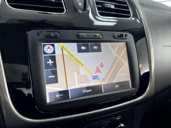 Renault Sandero II с пробегом 2015 года, цена 1 065 000 рублей, 100430 км, хэтчбек, Автокод Объявления