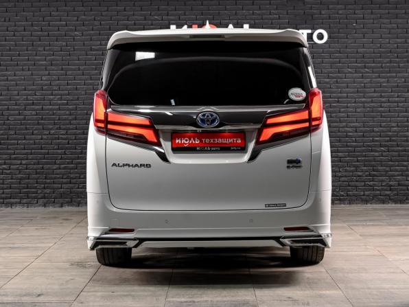 Toyota Alphard III Рестайлинг с пробегом 2018 года, цена 4 045 000 рублей, 170911 км, минивэн, Автокод Объявления