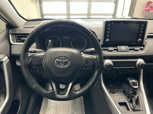 Toyota RAV4 V (XA50) с пробегом 2020 года, цена 2 625 000 рублей, 175746 км, внедорожник, Автокод Объявления