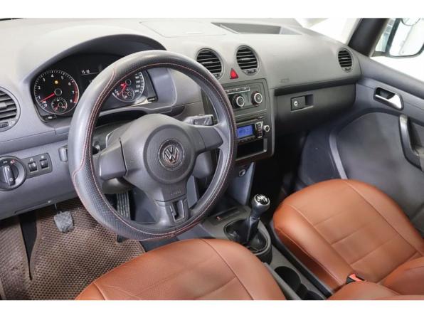 Volkswagen Caddy III Рестайлинг с пробегом 2011 года, цена 759 000 рублей, 327771 км, компактвэн, Автокод Объявления