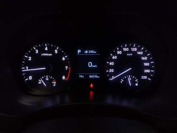 Hyundai Solaris II с пробегом 2017 года, цена 1 258 000 рублей, 86215 км, седан, Автокод Объявления