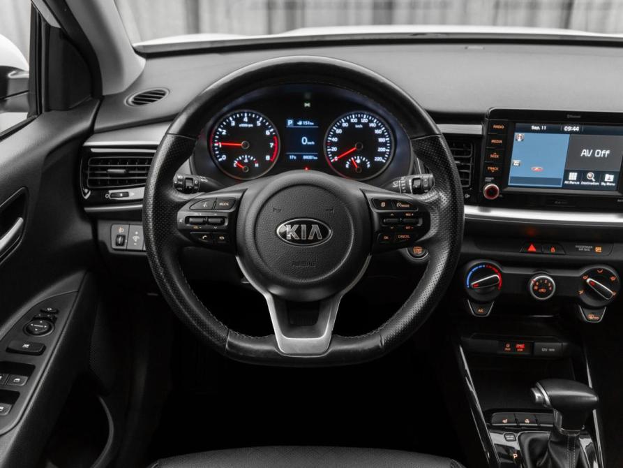 Kia Stonic I Москва  - изображение 10