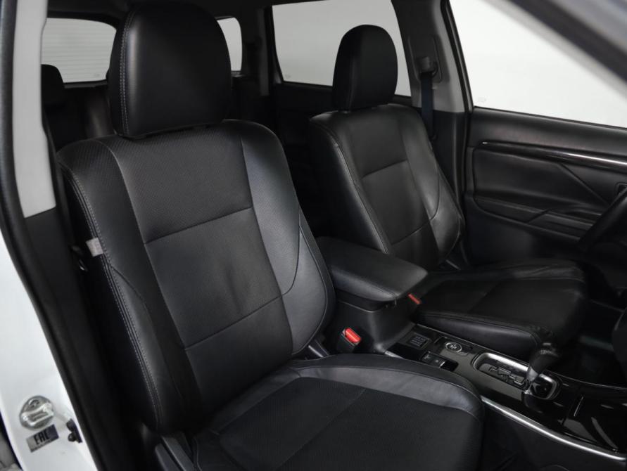Mitsubishi Outlander III Рестайлинг 2 Санкт-Петербург  - изображение 20