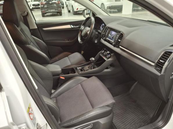 Skoda Karoq I с пробегом 2022 года, цена 2 899 000 рублей, 26801 км, внедорожник, Автокод Объявления