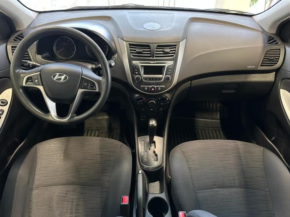 Hyundai Solaris I Рестайлинг с пробегом 2016 года, цена 962 000 рублей, 221842 км, седан, Автокод Объявления