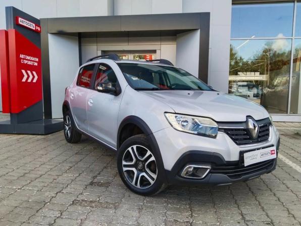 Renault Sandero II Рестайлинг с пробегом 2018 года, цена 1 312 890 рублей, 68263 км, хэтчбек, Автокод Объявления