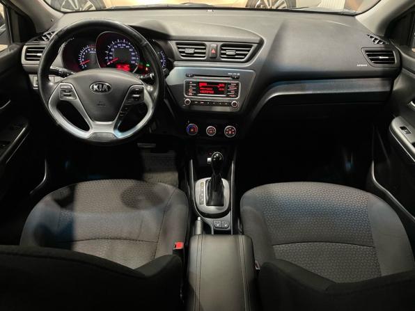 Kia Rio III Рестайлинг с пробегом 2015 года, цена 994 000 рублей, 173962 км, седан, Автокод Объявления
