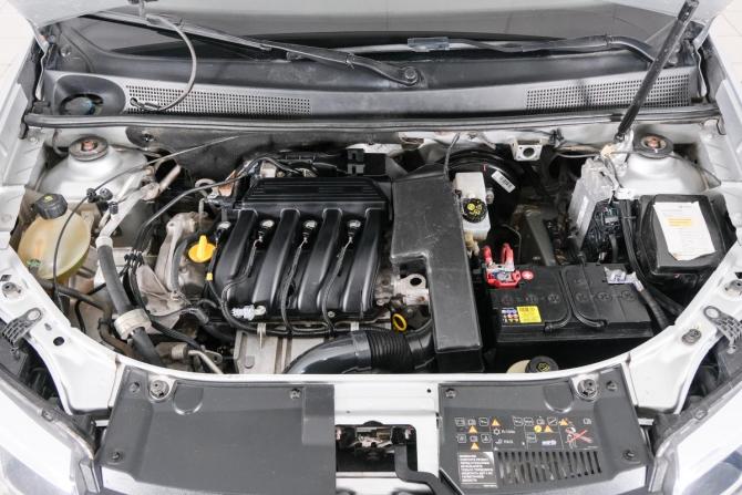 Renault Sandero II Рестайлинг с пробегом 2018 года, цена 999 000 рублей, 89670 км, хэтчбек, Автокод Объявления